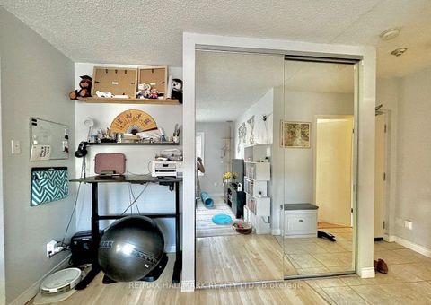 Photo 9 at 303 - 114 Vaughan Road, Cedarvale, Toronto