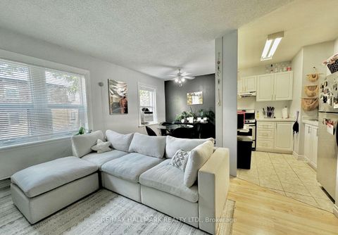 Photo 14 at 303 - 114 Vaughan Road, Cedarvale, Toronto