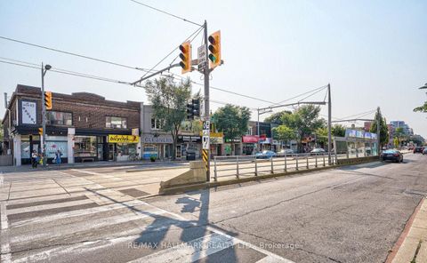 Photo 29 at 303 - 114 Vaughan Road, Cedarvale, Toronto