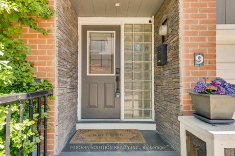 Photo 2 at 9 Douville Court, Waterfront Communities C8, Toronto