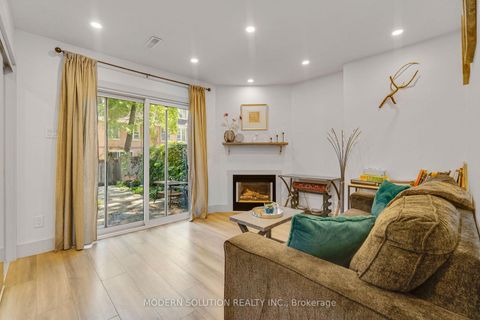 Photo 5 at 9 Douville Court, Waterfront Communities C8, Toronto