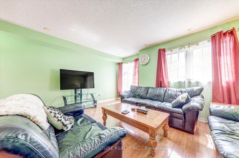 Photo 14 at 6 Guillet Street, Parkview, Toronto