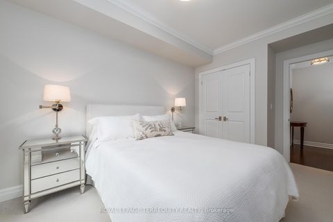 Photo 27 at 414 - 2855 Bloor Street W, Queensway, Toronto