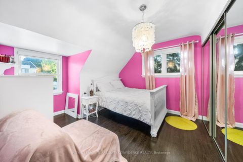 Photo 17 at 45 Glenborough Park Crescent, Newtonbrook West, Toronto