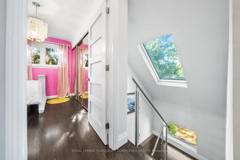 Photo 18 at 45 Glenborough Park Crescent, Newtonbrook West, Toronto