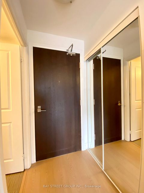 Photo 1 at 925 - 370 Highway 7 E, Doncrest, Richmond Hill