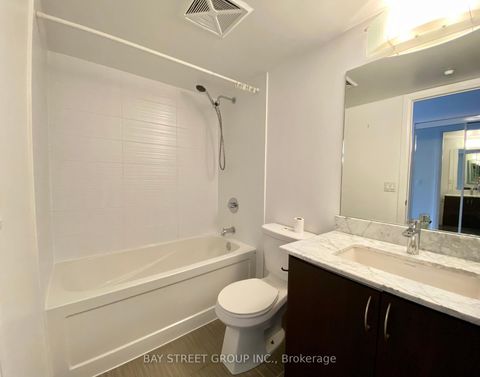 Photo 14 at 925 - 370 Highway 7 E, Doncrest, Richmond Hill