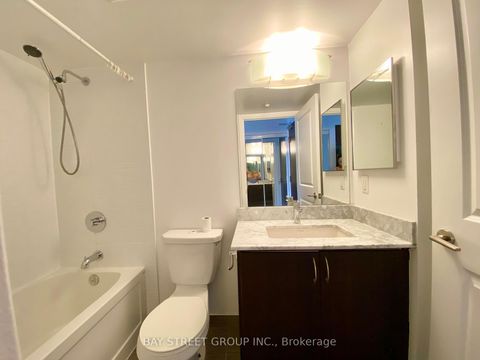 Photo 15 at 925 - 370 Highway 7 E, Doncrest, Richmond Hill