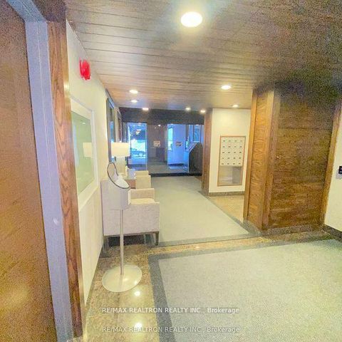 Photo 2 at 115 - 349 St Clair Avenue W, Casa Loma, Toronto