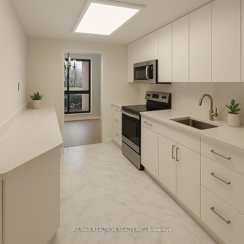 Photo 10 at 115 - 349 St Clair Avenue W, Casa Loma, Toronto