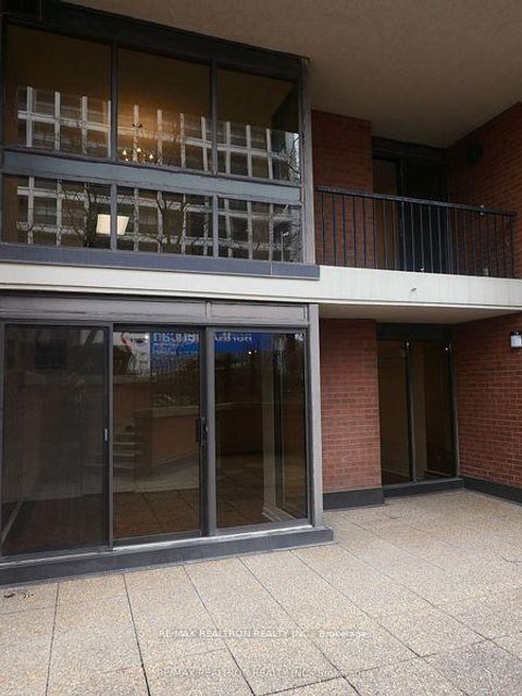 Photo 32 at 115 - 349 St Clair Avenue W, Casa Loma, Toronto