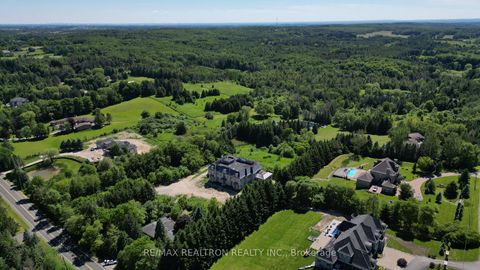 Photo 2 at 15230 Keele Street, Rural King, King