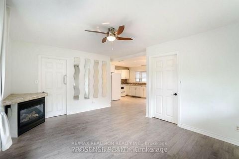 Photo 2 at 780 William Street, Alcona, Innisfil