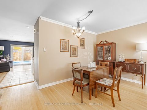 Photo 11 at 220 Catalina Drive, Guildwood, Toronto