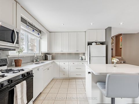 Photo 14 at 220 Catalina Drive, Guildwood, Toronto