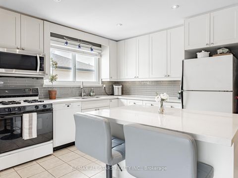 Photo 16 at 220 Catalina Drive, Guildwood, Toronto