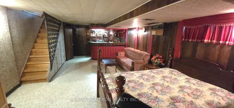 Photo 13 at 582 Runnymede Road, Bloor West Village, Toronto Photo 13 at 582 Runnymede Road, Bloor West Village, Toronto