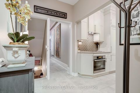 Photo 10 at 110 Berkeley Street, Moss Park, Toronto