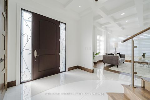 Photo 2 at 26 Lancer Drive, Maple, Vaughan