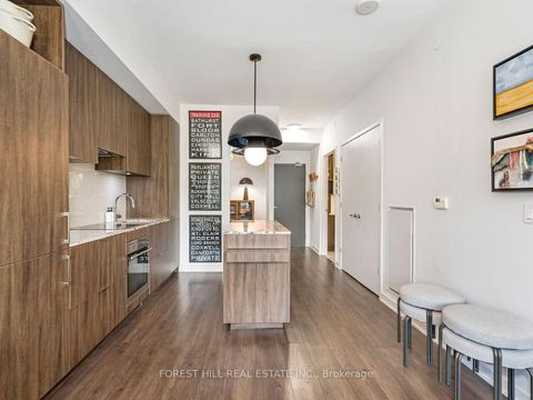 Photo 5 at 406 - 1990 Bloor Street W, High Park North, Toronto
