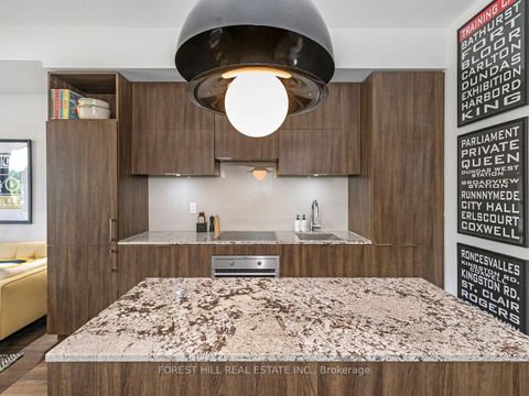 Photo 10 at 406 - 1990 Bloor Street W, High Park North, Toronto