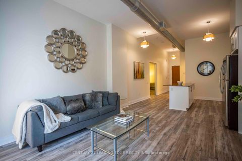 Photo 7 at L5 - 2191 Yonge Street, Mount Pleasant West, Toronto