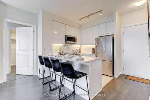 Photo 3 at 703 - 50 Thomas Riley Road, City Centre West, Toronto