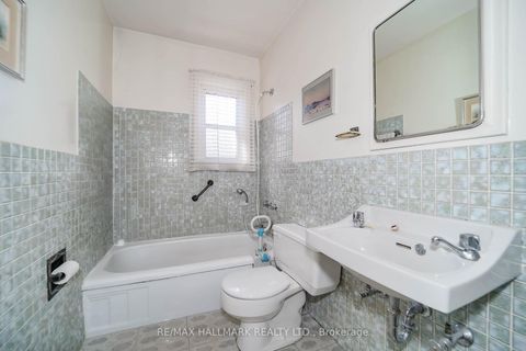 Photo 26 at 97 Vauxhall Drive, Dorset Park, Toronto