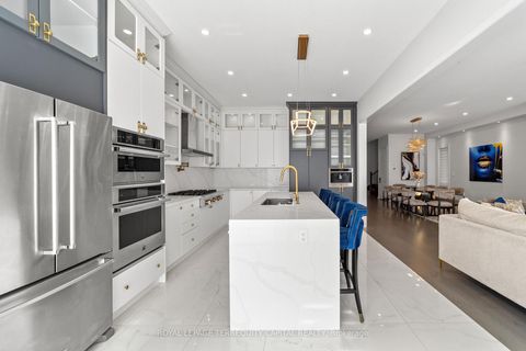 Photo 13 at 144 Pine Hill Crescent, Aurora Estates, Aurora Photo 13 at 144 Pine Hill Crescent, Aurora Estates, Aurora