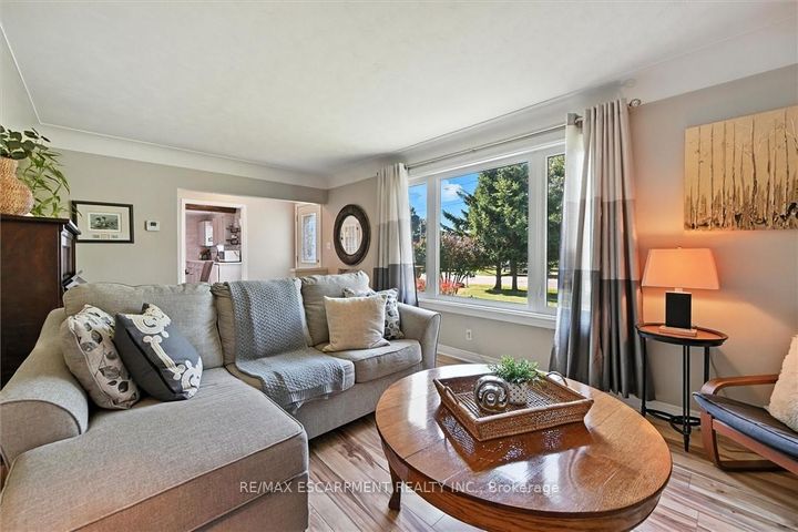 Photo 8 at 8554 HALDIBROOK Road, Rural Glanbrook, Hamilton