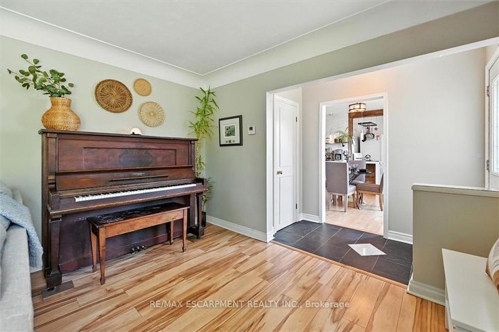 Photo 10 at 8554 HALDIBROOK Road, Rural Glanbrook, Hamilton
