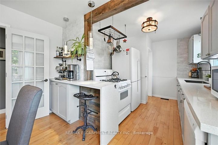 Photo 14 at 8554 HALDIBROOK Road, Rural Glanbrook, Hamilton