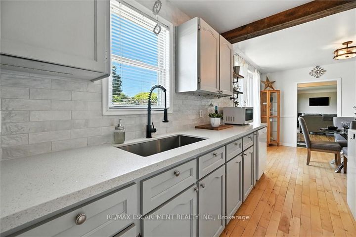 Photo 16 at 8554 HALDIBROOK Road, Rural Glanbrook, Hamilton