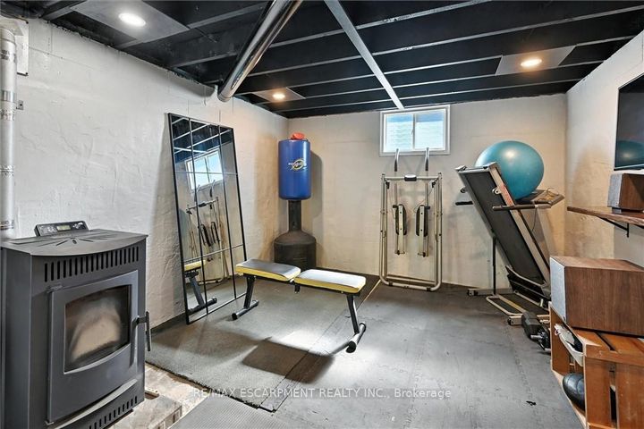 Photo 30 at 8554 HALDIBROOK Road, Rural Glanbrook, Hamilton