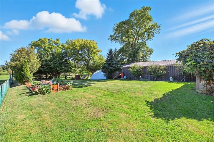 Photo 35 at 8554 HALDIBROOK Road, Rural Glanbrook, Hamilton