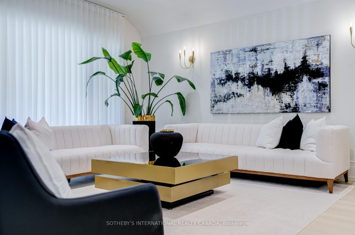 Photo 4 at 11 Sherin Court, The Westway, Toronto