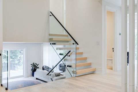 Photo 7 at 11 Sherin Court, The Westway, Toronto