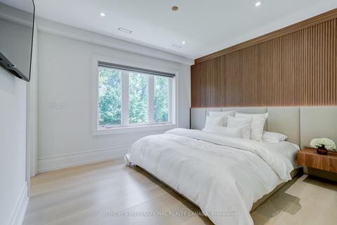 Photo 8 at 11 Sherin Court, The Westway, Toronto