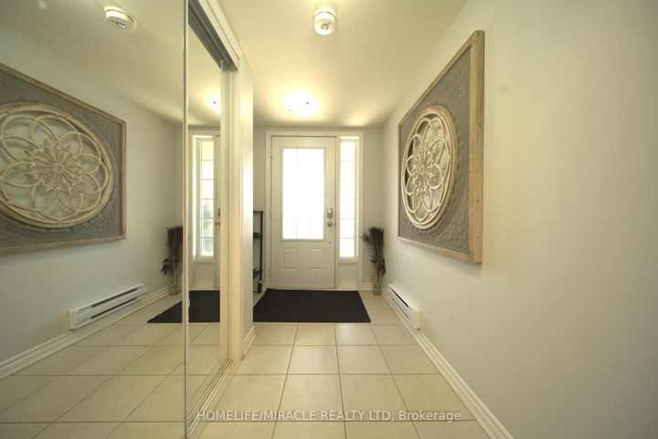 Photo 1 at 43 Baycliffe Crescent, Northwest Brampton, Brampton