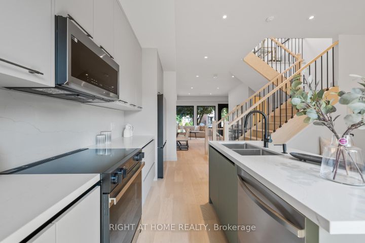 Photo 15 at 85 Holborne Avenue, East York, Toronto