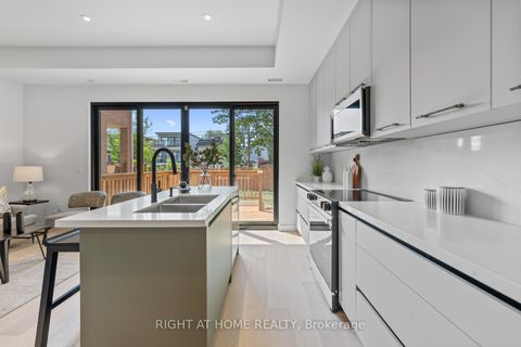 Photo 11 at 85 Holborne Avenue, East York, Toronto