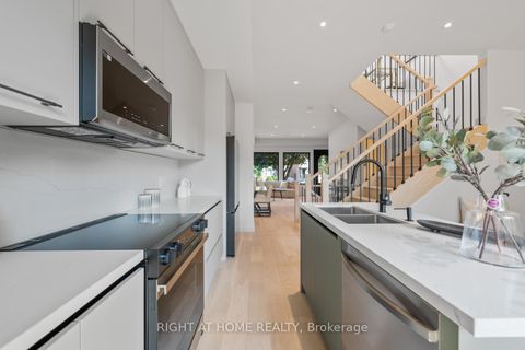 Photo 15 at 85 Holborne Avenue, East York, Toronto