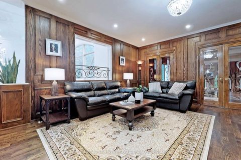 Photo 13 at 305 Woodland Acres Crescent, Rural Vaughan, Vaughan