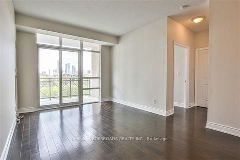 Photo 10 at 716 - 10 Bloorview Place, Don Valley Village, Toronto