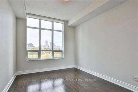Photo 15 at 716 - 10 Bloorview Place, Don Valley Village, Toronto