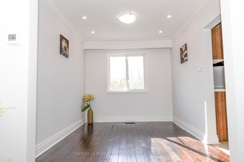Photo 9 at 844A Danforth Road, Kennedy Park, Toronto