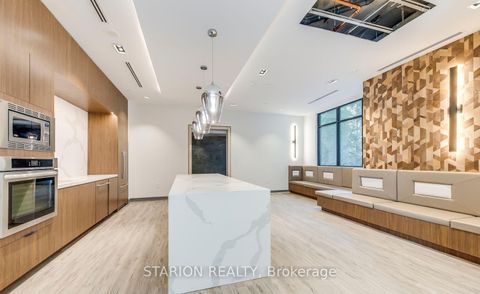 Photo 11 at 513 - 25 Neighbourhood Lane, Queensway, Toronto