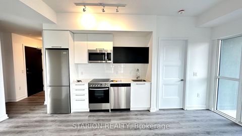 Photo 13 at 513 - 25 Neighbourhood Lane, Queensway, Toronto
