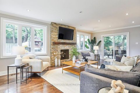 Photo 1 at 10 Glentworth Road, Don Valley Village, Toronto