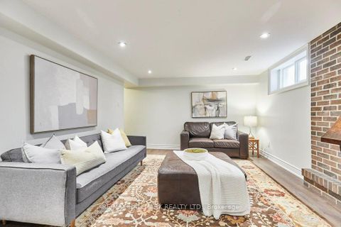 Photo 32 at 10 Glentworth Road, Don Valley Village, Toronto